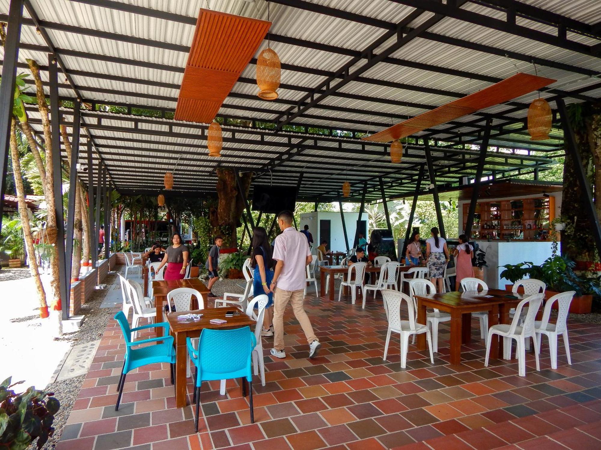 Hotel Campestre Las Palmas Sas Villavicencio Exterior photo