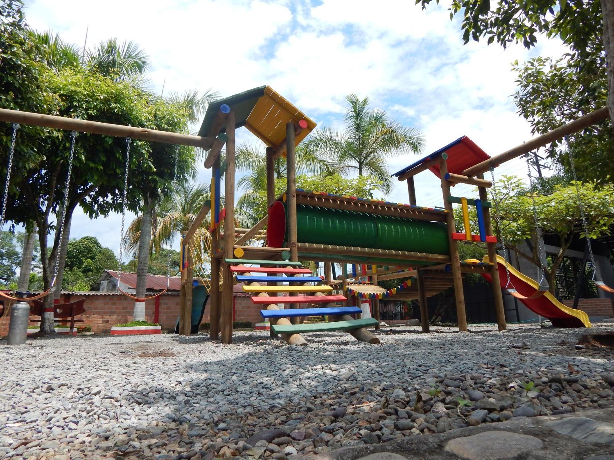 Hotel Campestre Las Palmas Sas Villavicencio Exterior photo